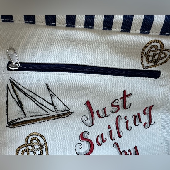 NWT Tote - Picture 3 of 3